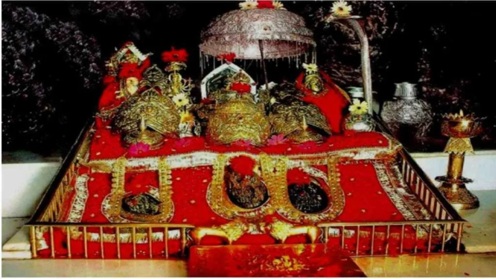 Maa Vaishno Devi Chalisa - Shree Vaishno Devi Chalisa- Mata Vaishno Devi Chalisa