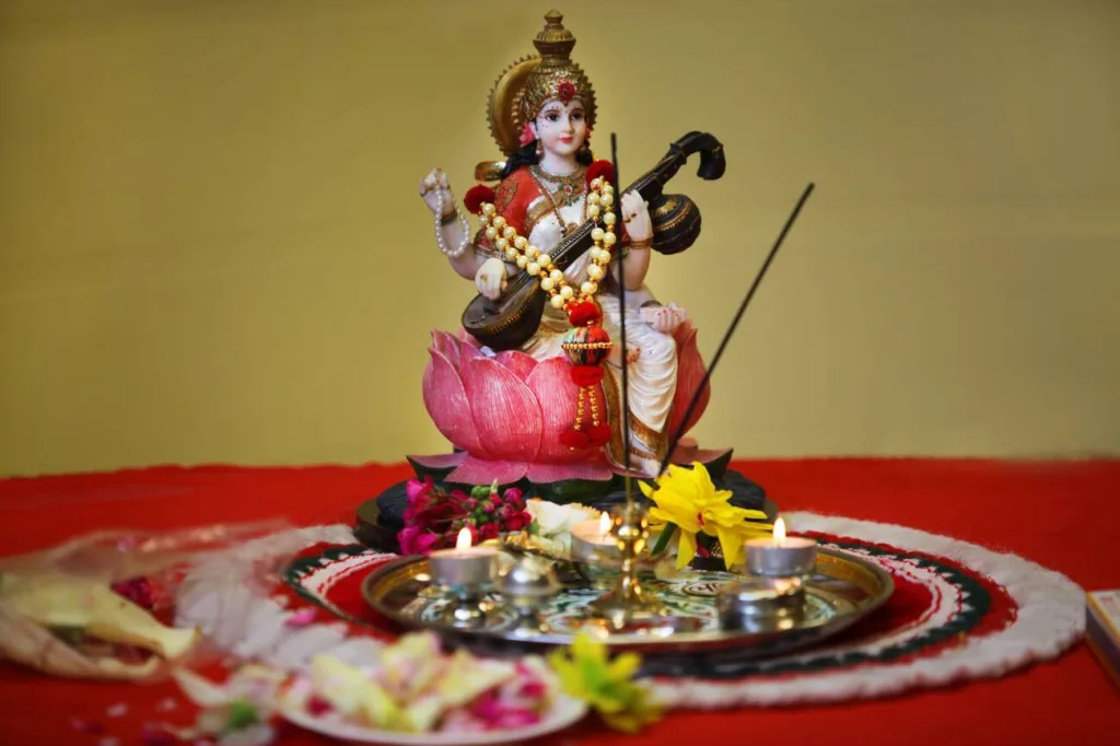 Saraswati Chalisa PDF 5 Chalisa PDF